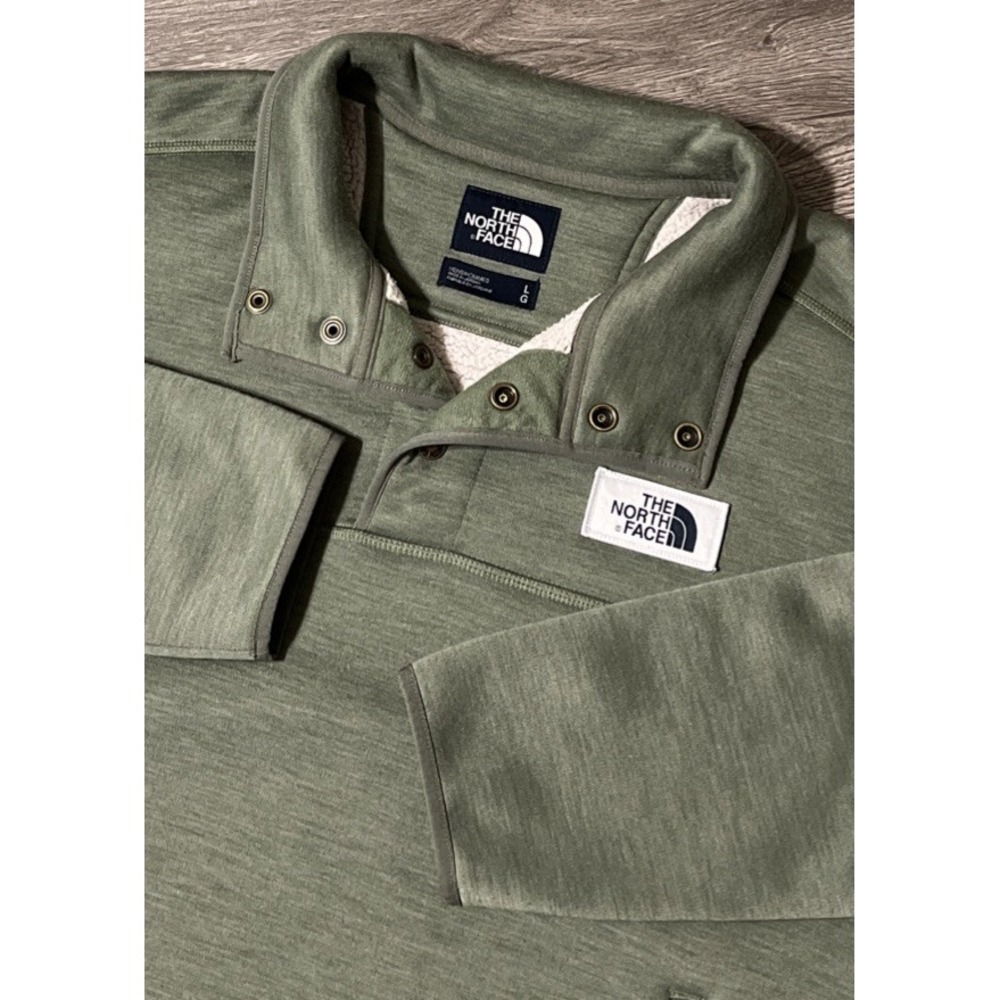 The North Face Men's Wool Blend Sherpa Patrol 1/4Snap Large Sage Green Pullover